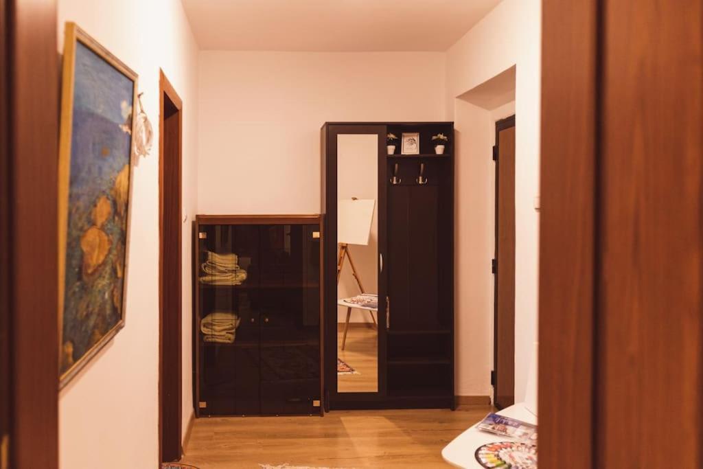 Art Studio Myslym Shyri ティラナ エクステリア 写真