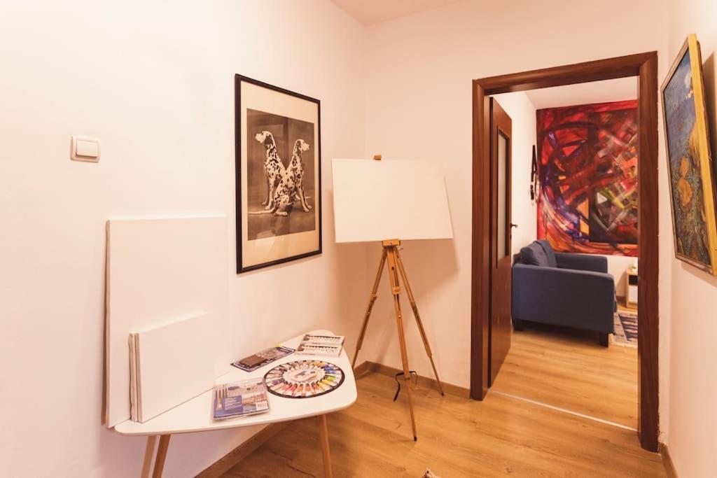 Art Studio Myslym Shyri ティラナ エクステリア 写真
